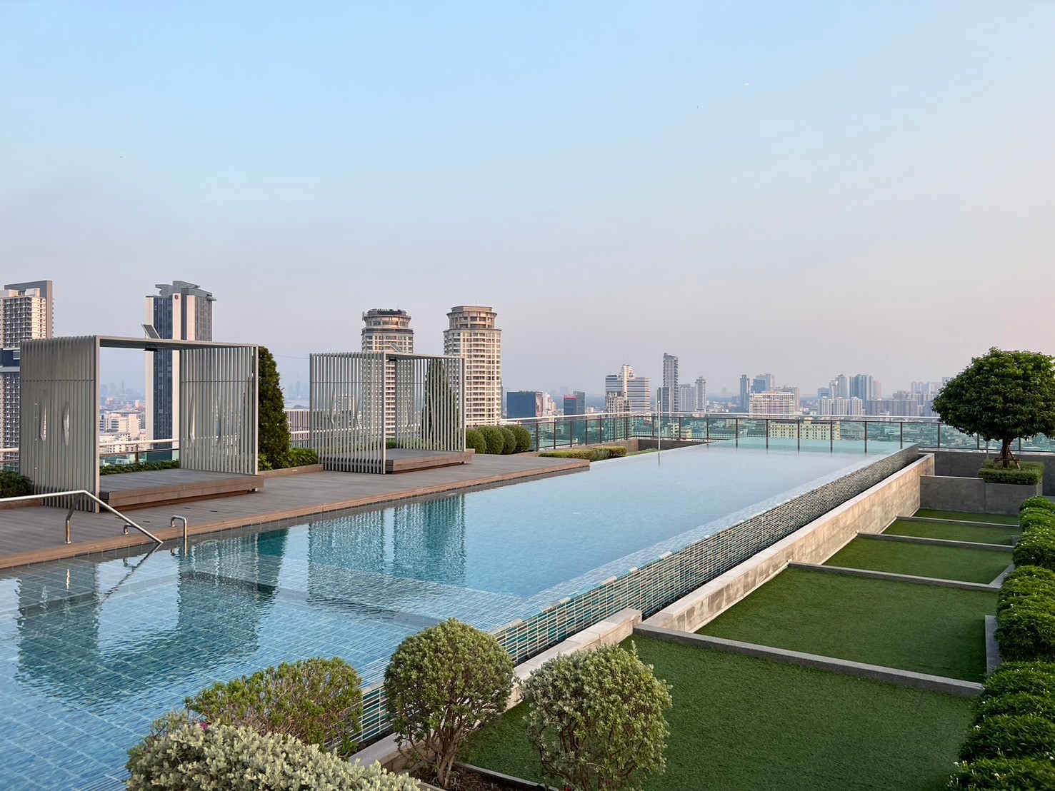 LINE_ALBUM_Centric Sathorn_250213_10