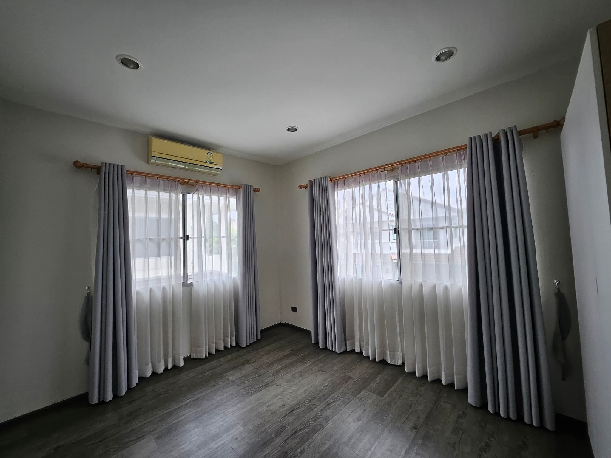 image-9-117