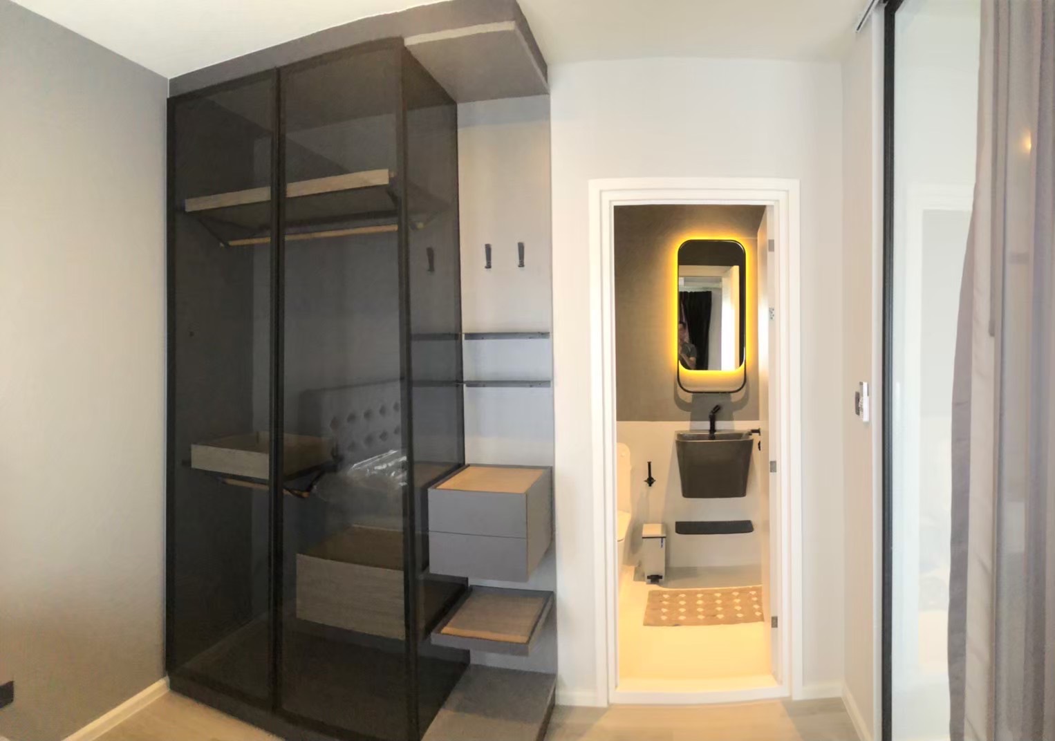 image-3-129