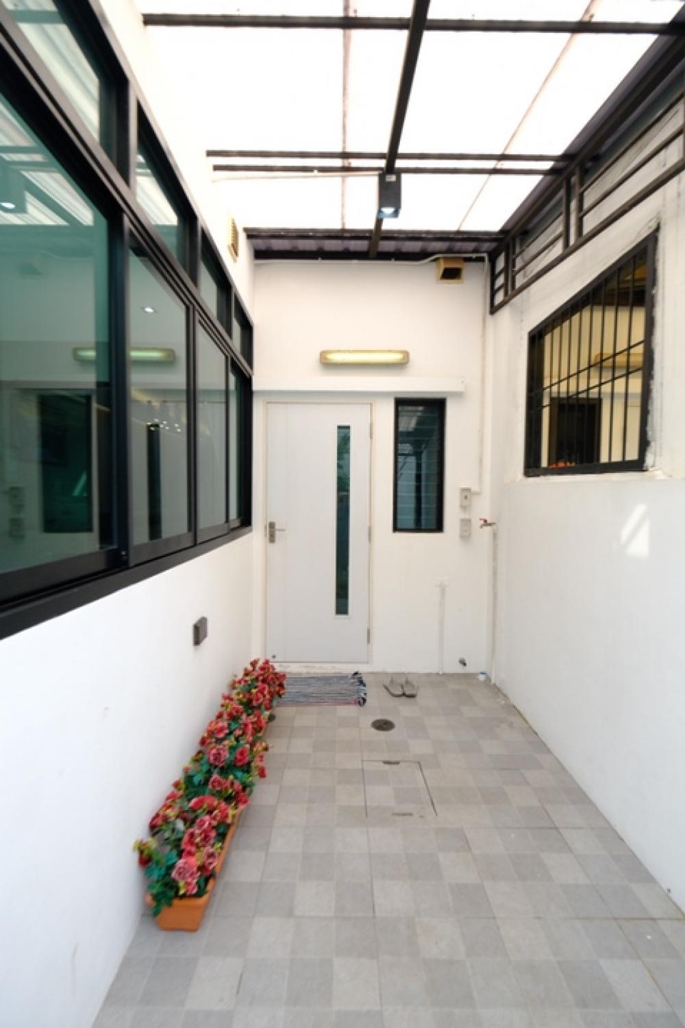 image-5-101